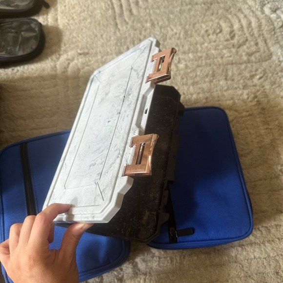 Professional Makeup Kit Backpack and 8x Product Organizers - MUA RETIREMENT SALE - Picture 10 of 11